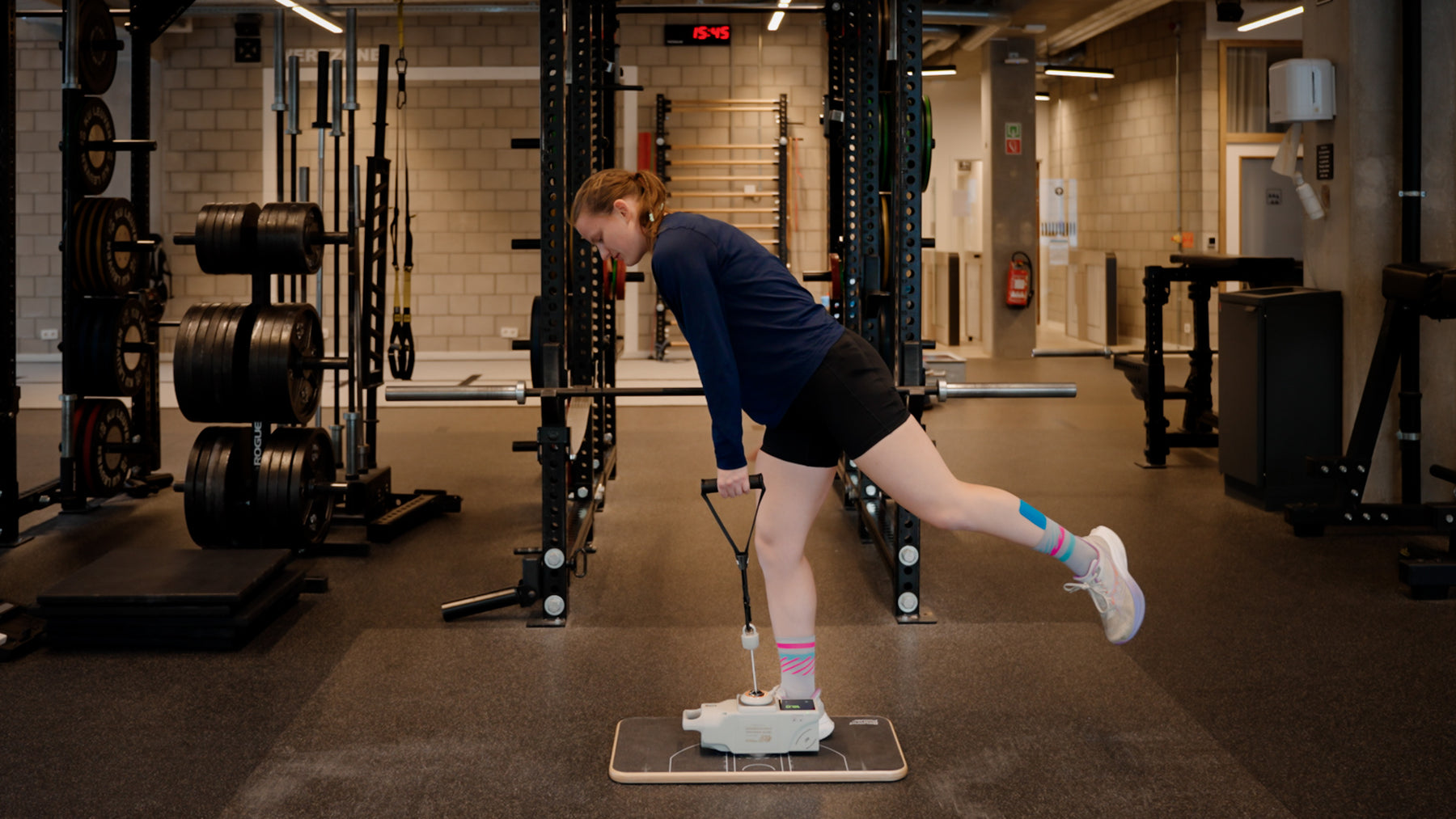 Single-Leg Romanian Deadlift